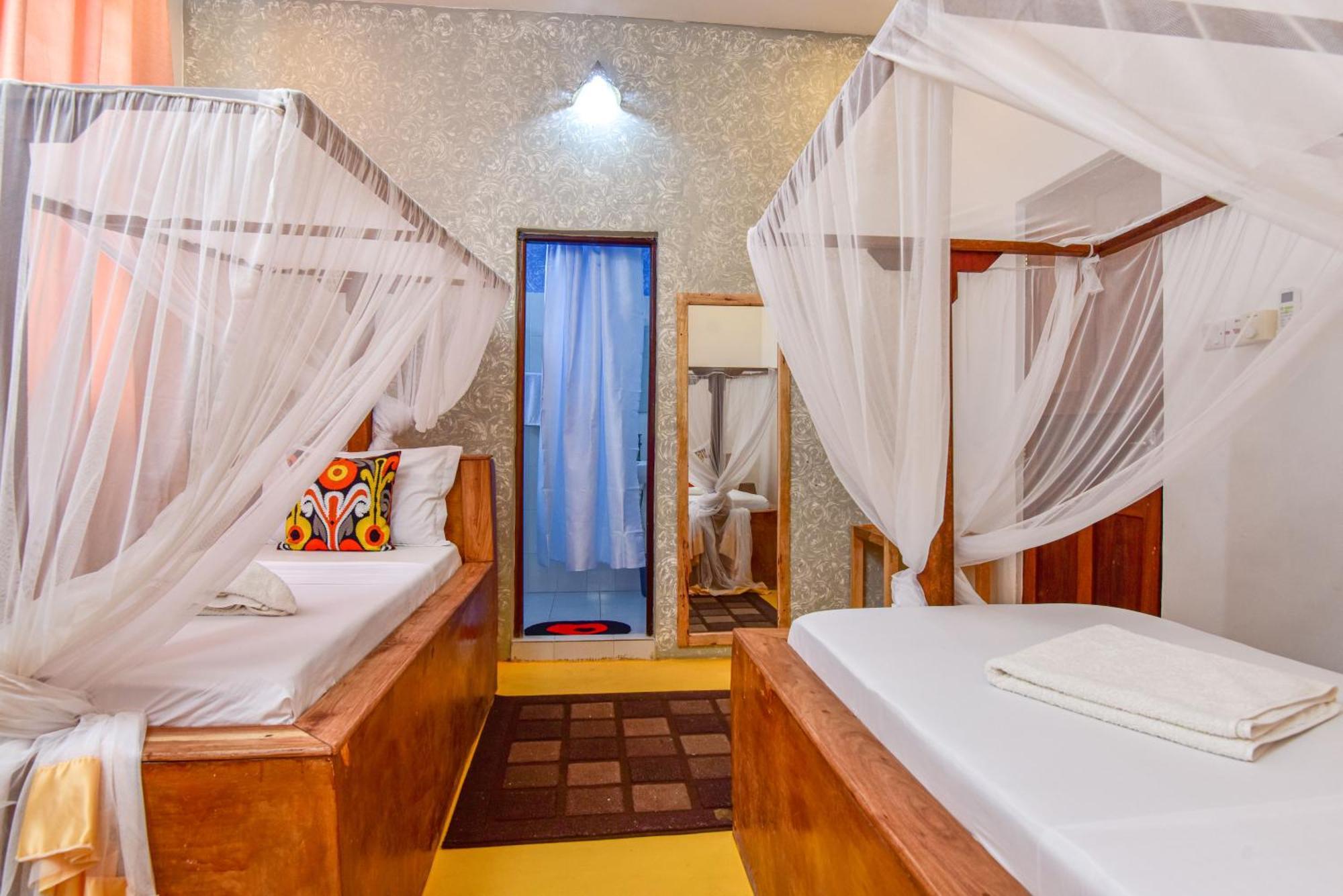 잠비아니 Barabara House B&B 외부 사진