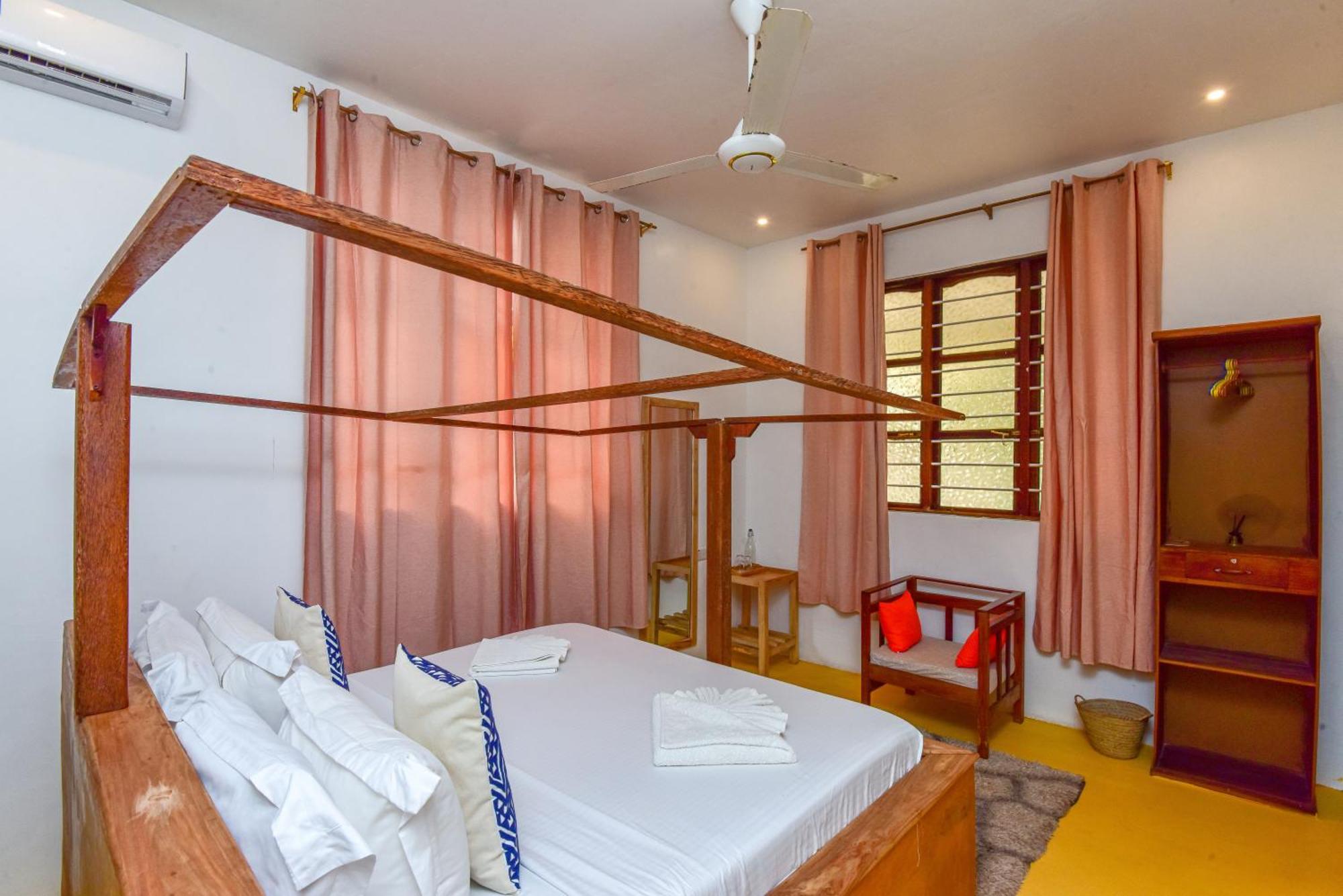 잠비아니 Barabara House B&B 외부 사진
