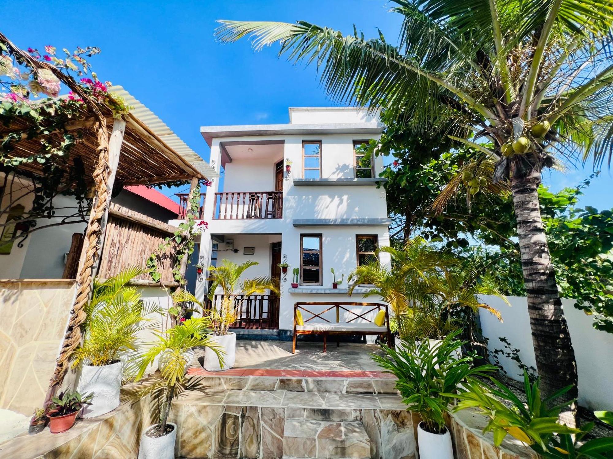 잠비아니 Barabara House B&B 외부 사진